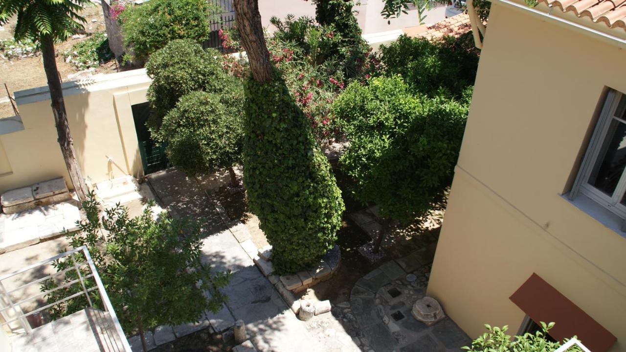 A Painter'S House In Plaka Apartamento Atenas Exterior foto