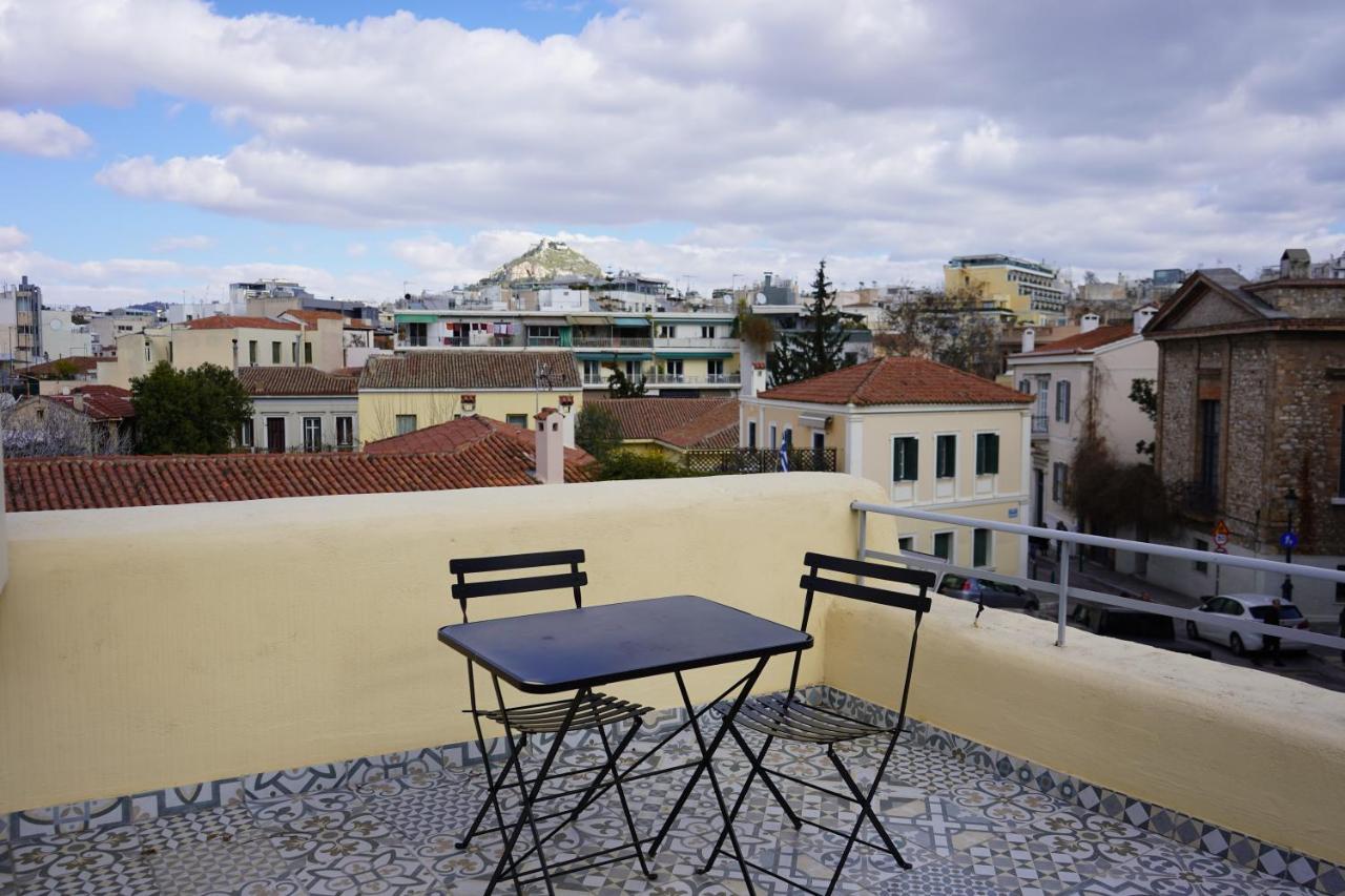 A Painter'S House In Plaka Apartamento Atenas Exterior foto